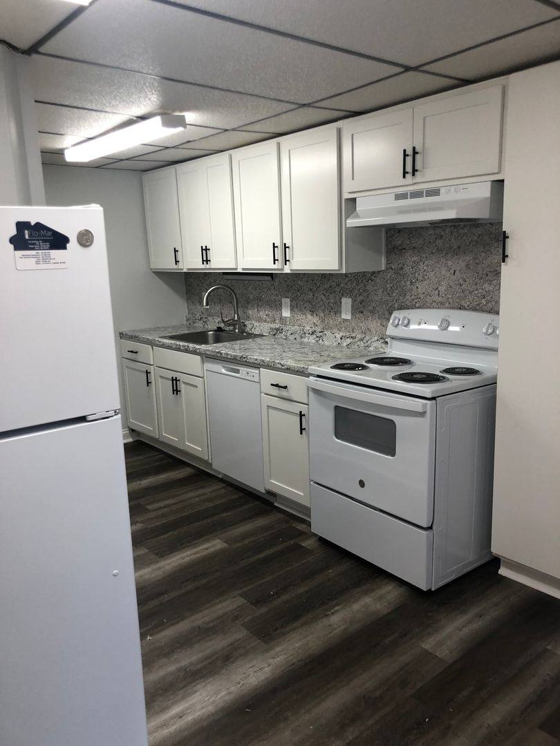 Apartment for rent at 206 N Normal, Ypsilanti, MI 48197