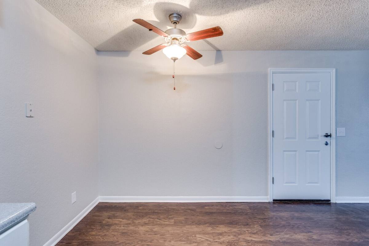Apartment for rent at 817 NW 23rd St #6, Oklahoma City, OK 73160