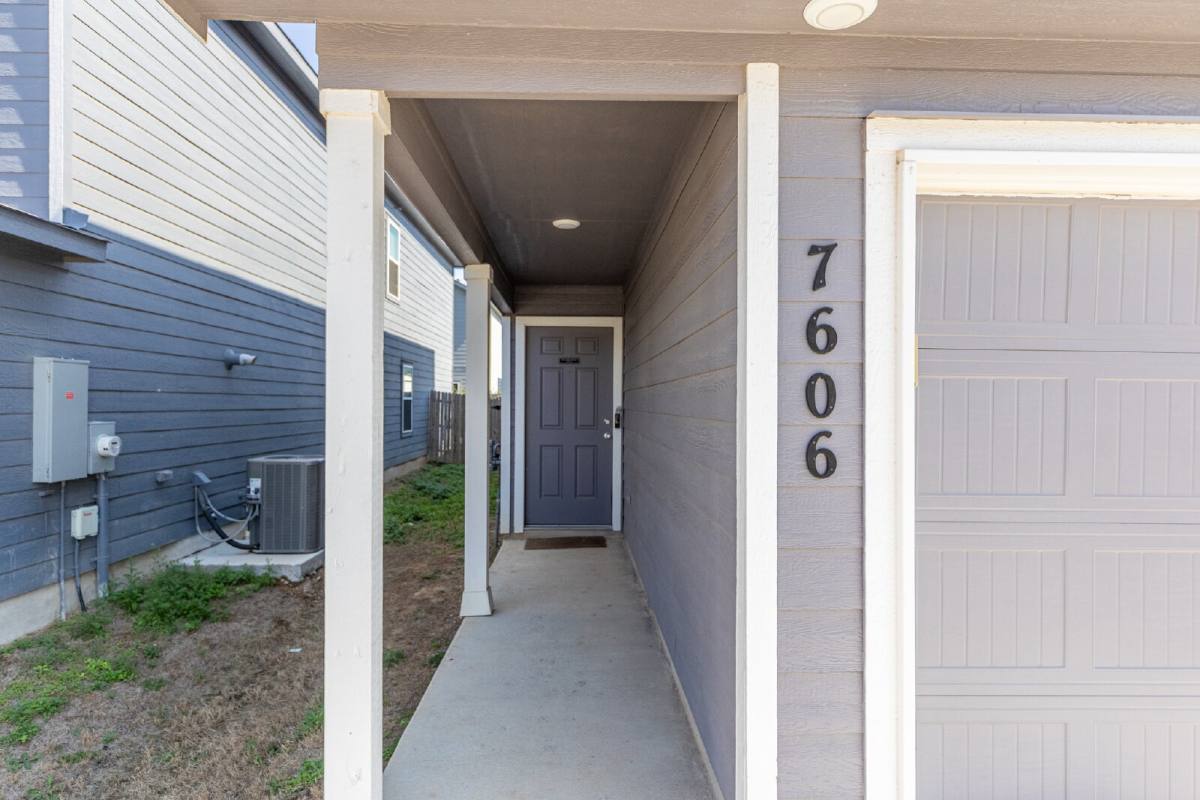 House for rent at 7606 Chancery Gate, San Antonio, TX 78253