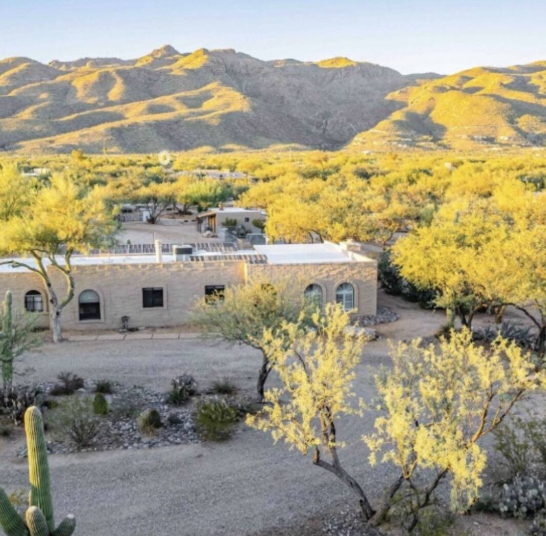House for rent at 4301 N Gunpoint Dr, Tucson, AZ 85749