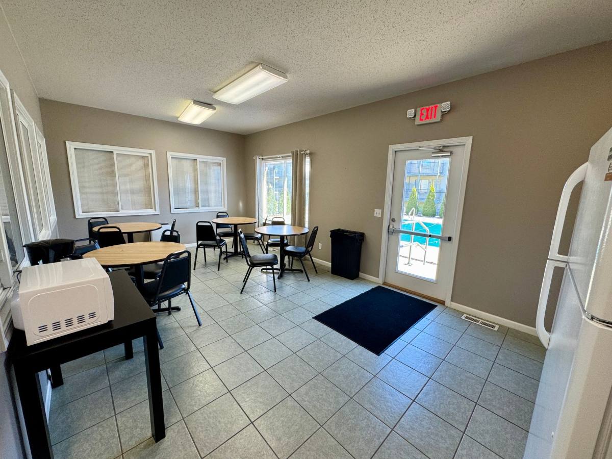 Apartment for rent at 200 Kinney Dr, Warsaw, IN 46580
