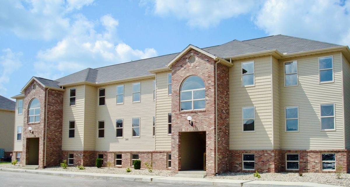 Apartment for rent at 200 Kinney Dr, Warsaw, IN 46580