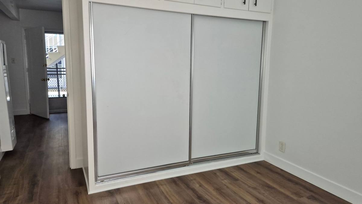 Apartment for rent at 10300-10304 La Reina Ave, Downey, CA 90241