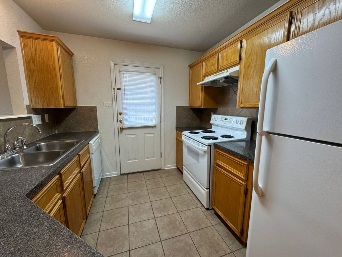Apartment for rent at 3206 Dannen Court, Killeen, TX 76549