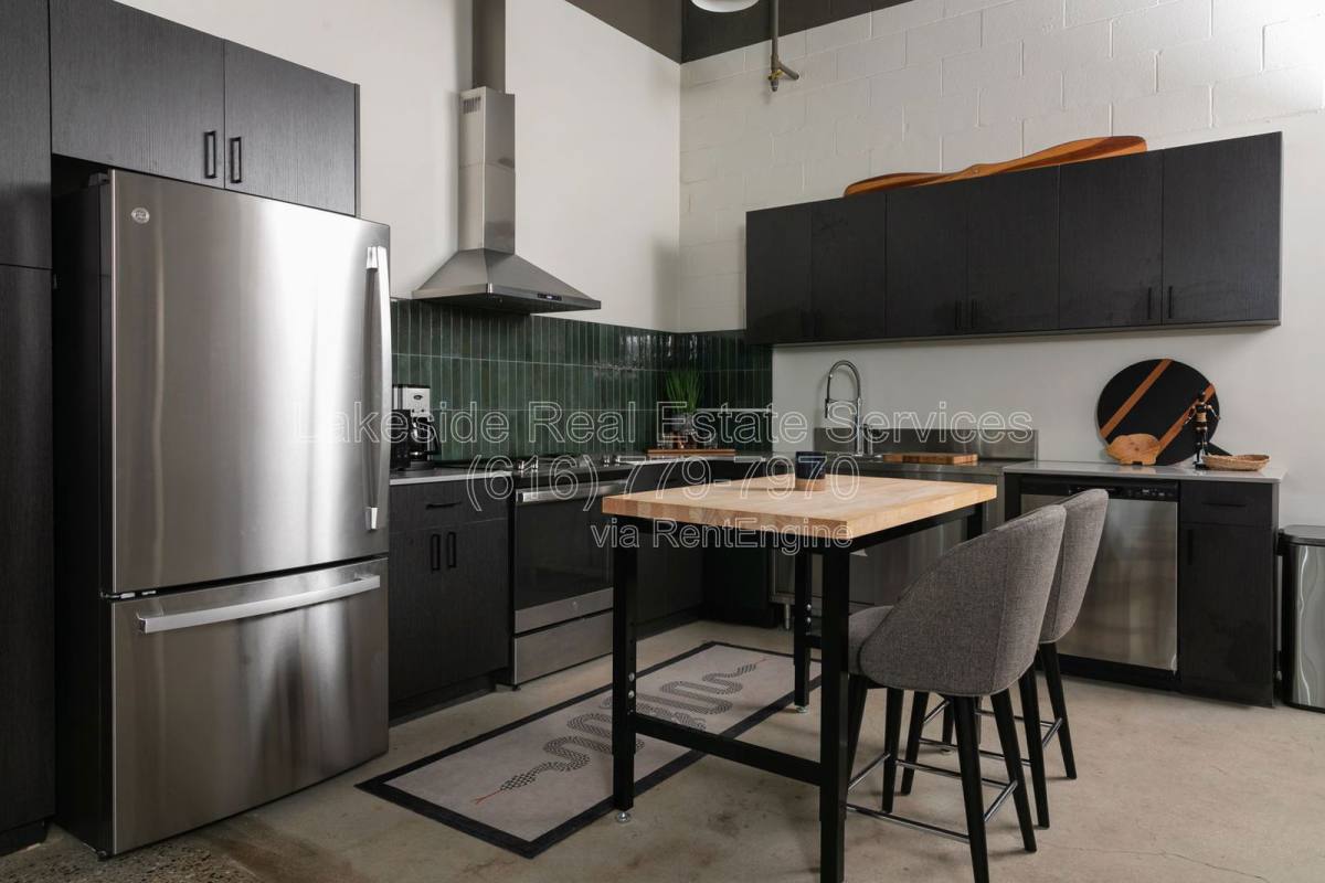 Apartment for rent at 851 Fulton St W #105, Grand Rapids, MI 49504