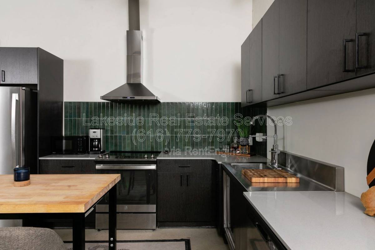 Apartment for rent at 851 Fulton St W #105, Grand Rapids, MI 49504