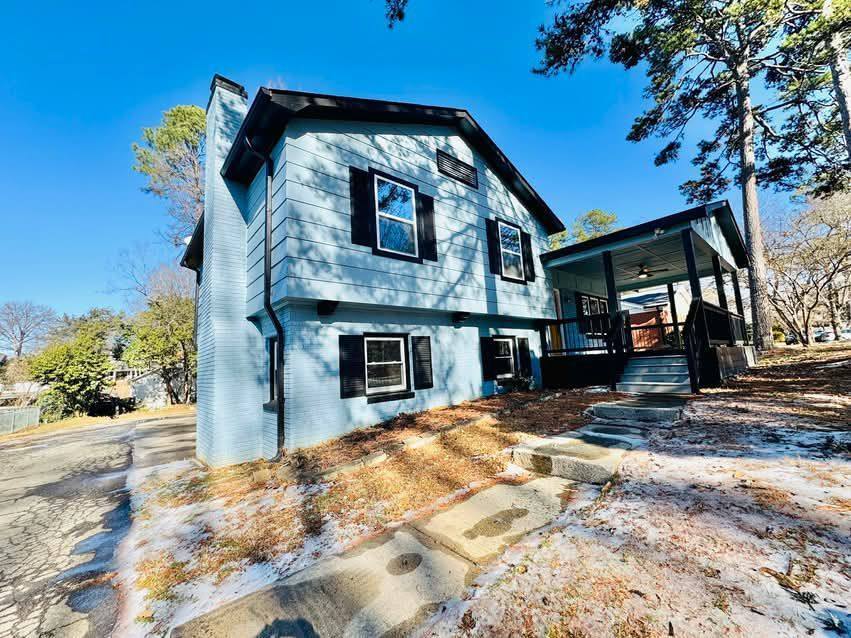 House for rent at 1001 Archdale Dr, Charlotte, NC 28217