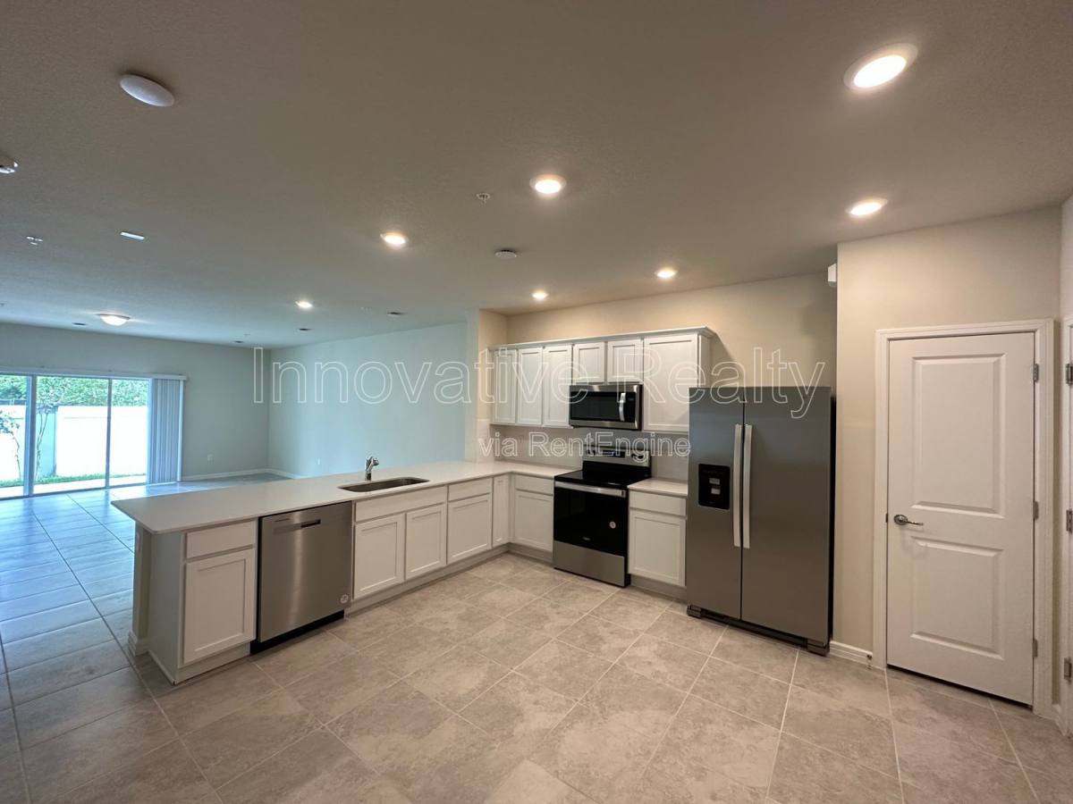 Townhouse for rent at 2887 Clever Lane, Winter Park, FL 32792