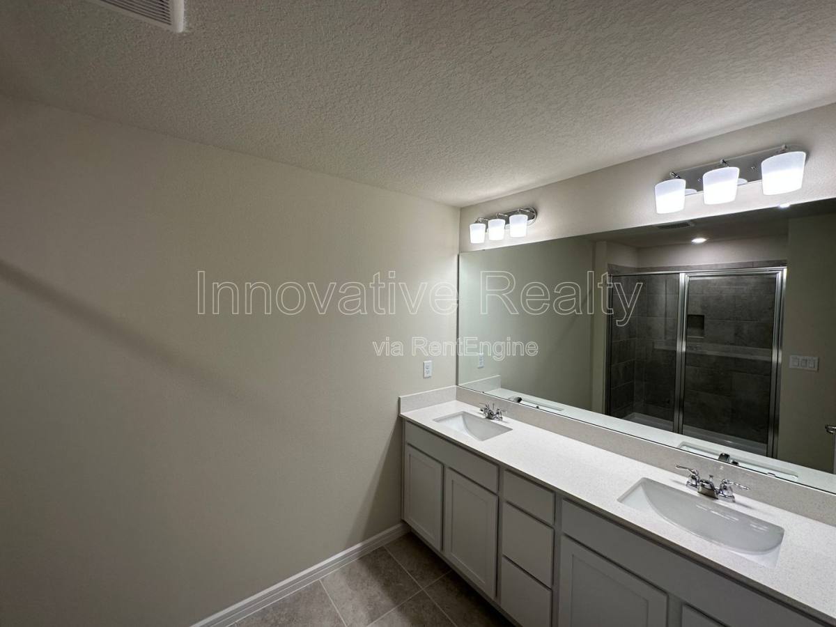 Townhouse for rent at 2887 Clever Lane, Winter Park, FL 32792