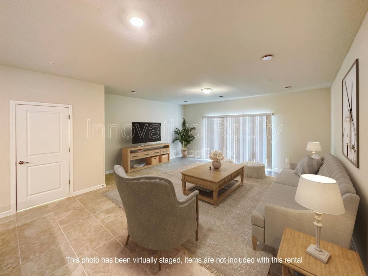 Townhouse for rent at 2887 Clever Lane, Winter Park, FL 32792
