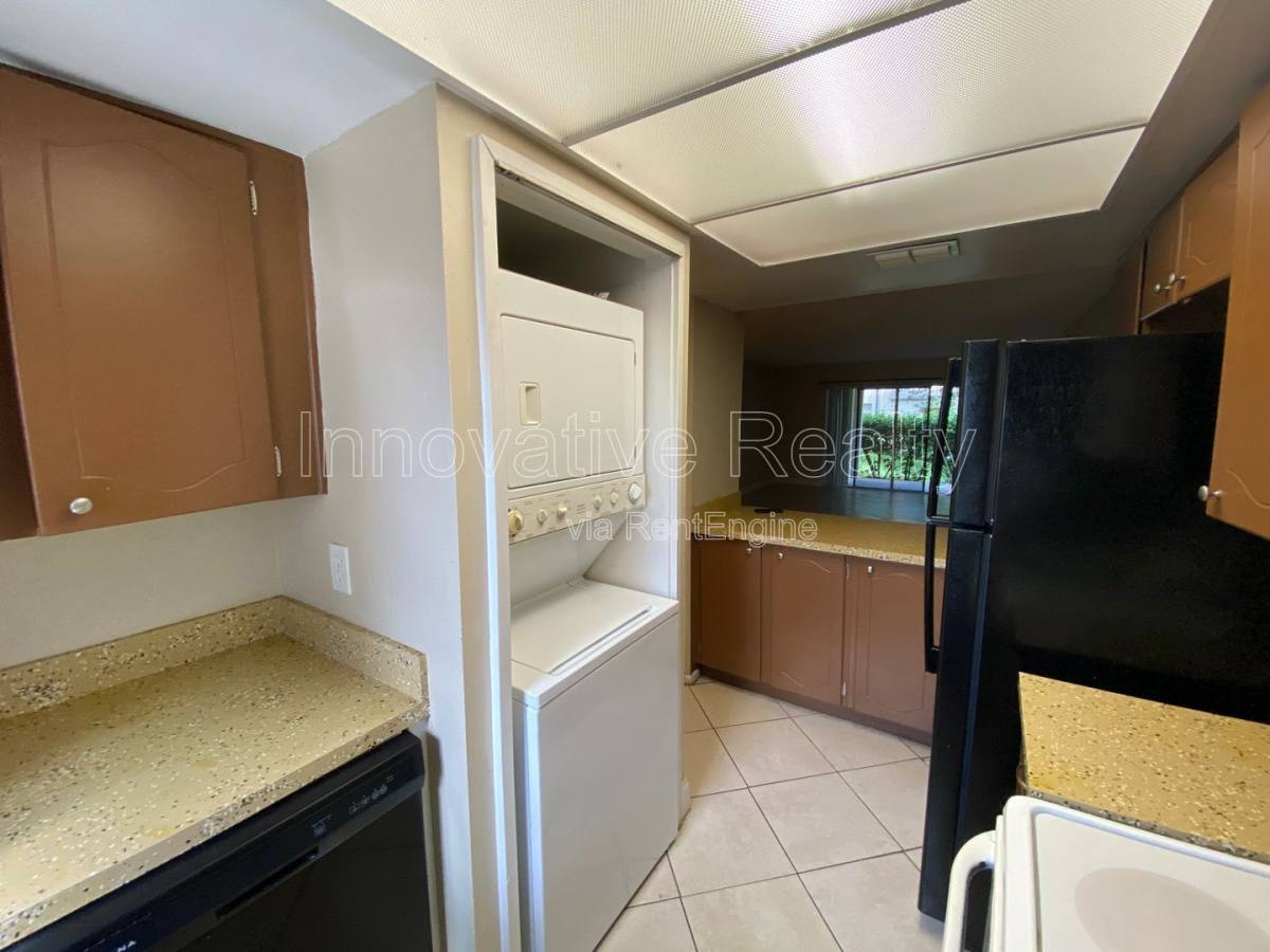 Condo for rent at 623 E San Sebastian Court, Altamonte Springs, FL 32714