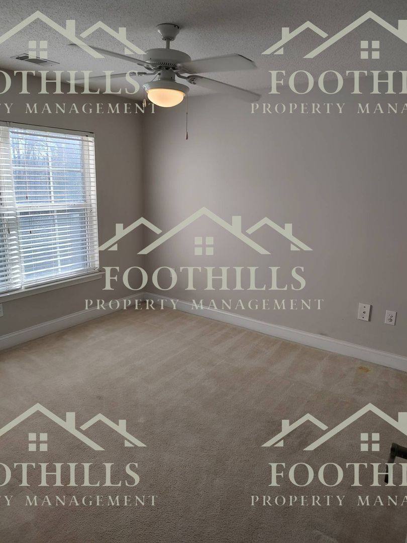 Apartment for rent at 213 Lookover Dr, Anderson, SC 29621