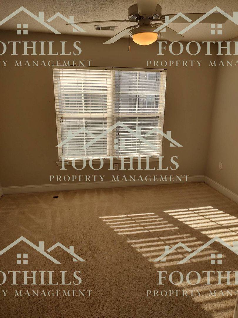 Apartment for rent at 213 Lookover Dr, Anderson, SC 29621