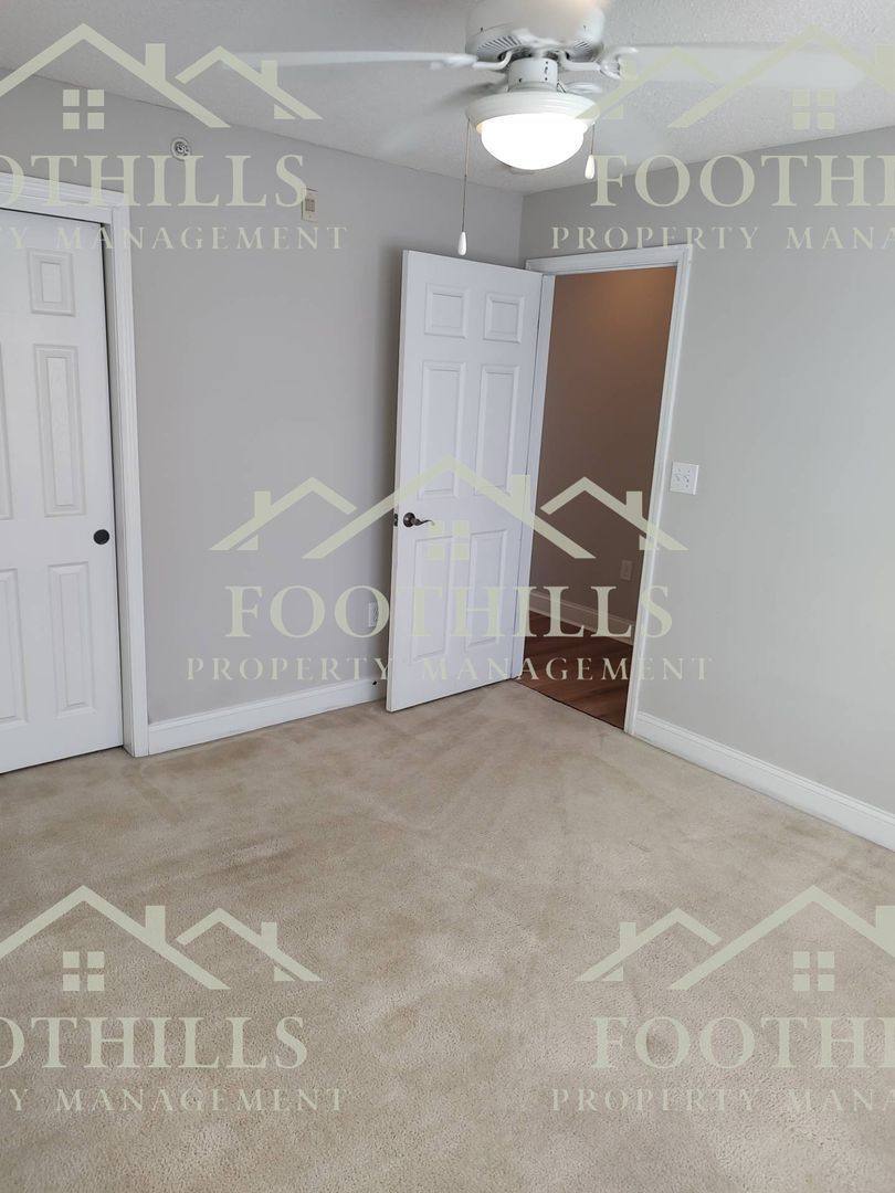 Apartment for rent at 213 Lookover Dr, Anderson, SC 29621