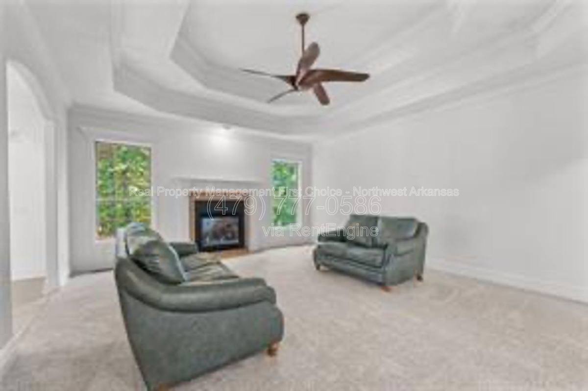 House for rent at 1 Dent Lane, Bella Vista, AR 72714