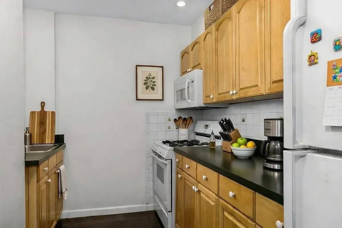 Apartment for rent at 310 W 55th St #1L, New York, NY 10019