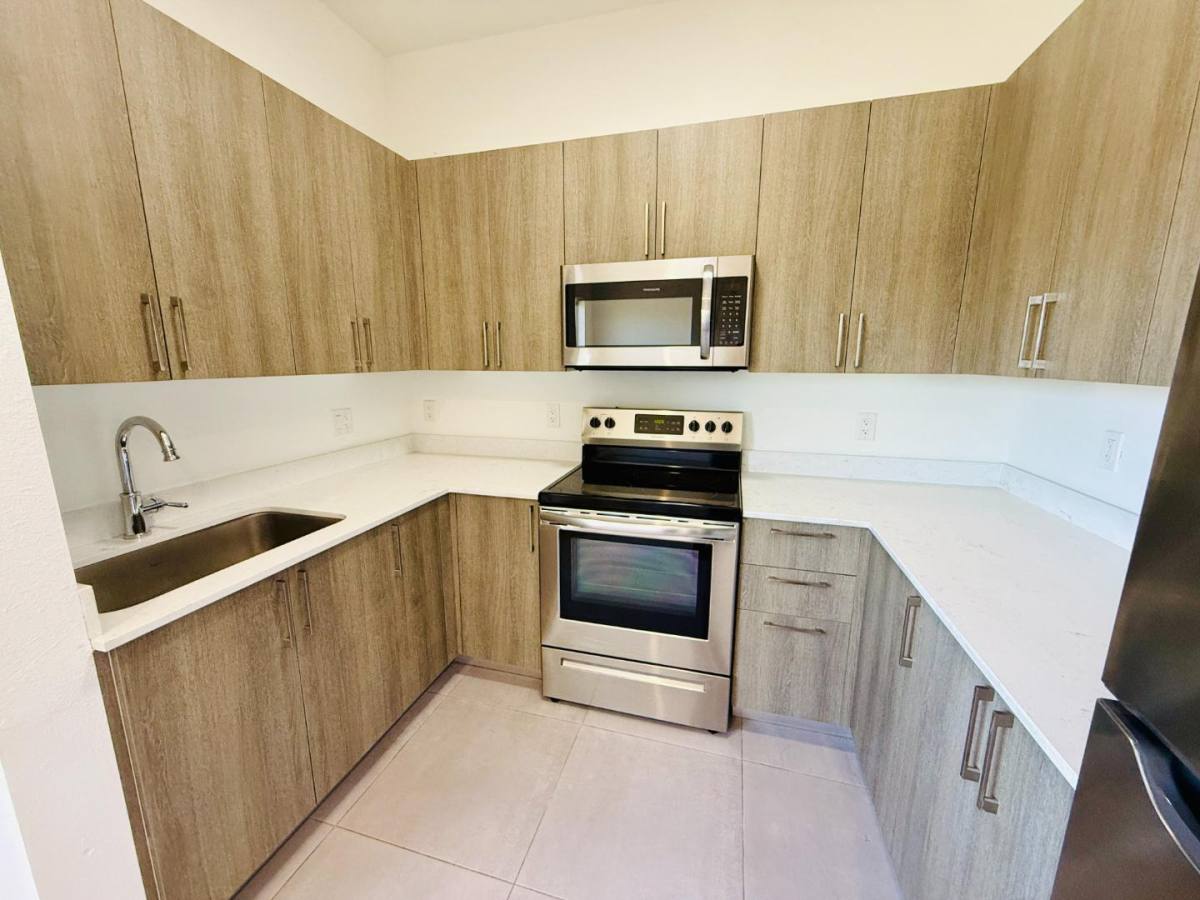 Apartment for rent at 1295 W 69 St #308, Hialeah, FL 33014