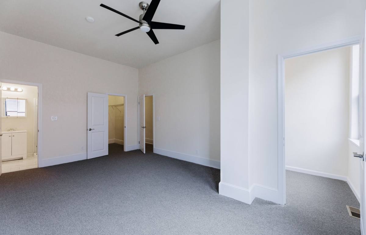 Apartment for rent at 1916 Eutaw Place - 1st #R 1R, Baltimore, MD 21217