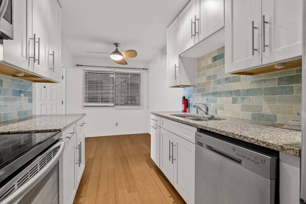 Apartment for rent at 505 W 7th St #217, Austin, TX 78701