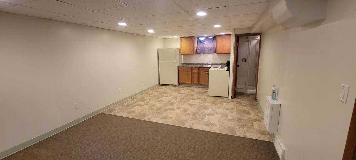 Apartment for rent at 925 Madison St #3, Vermillion, SD 57069