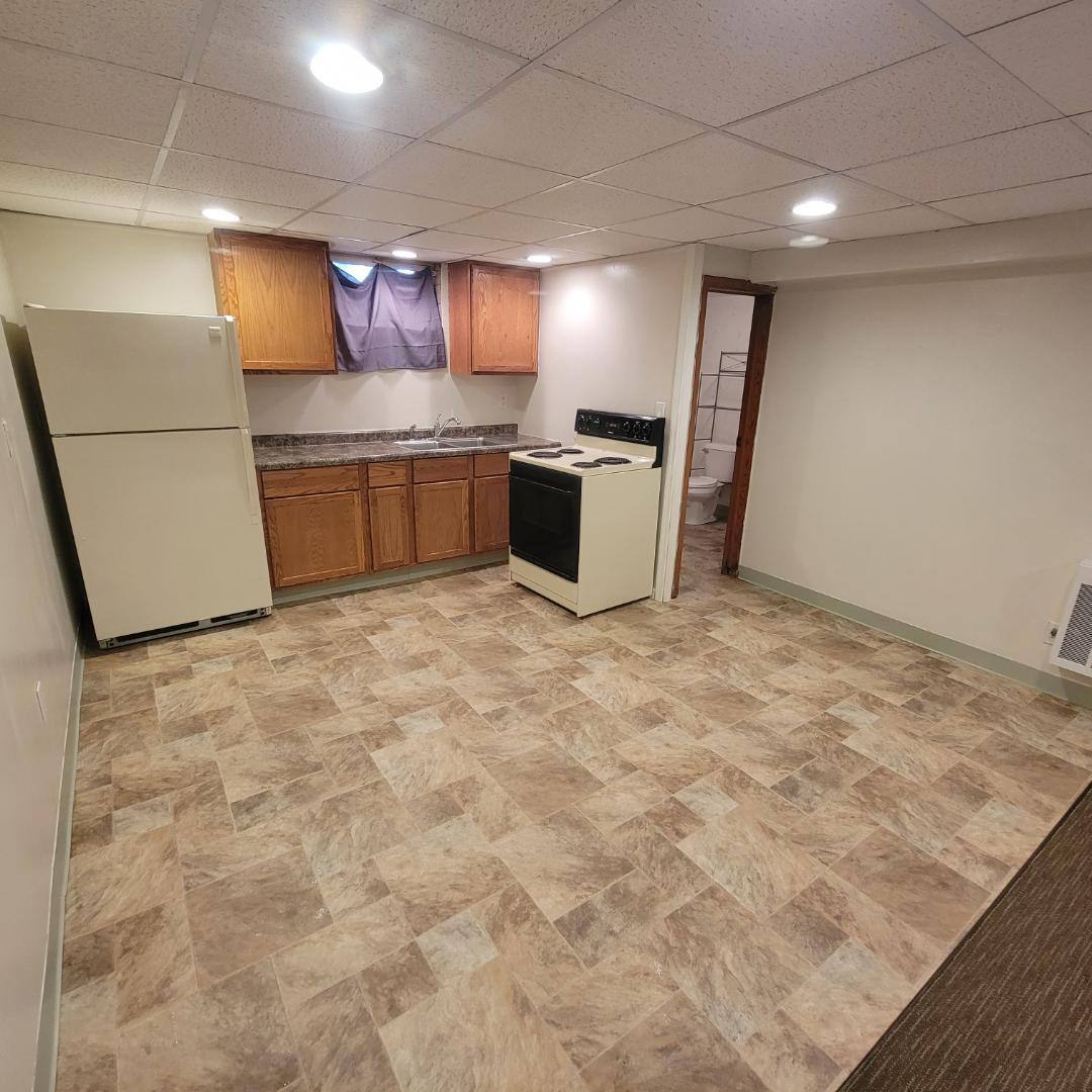 Apartment for rent at 925 Madison St #3, Vermillion, SD 57069