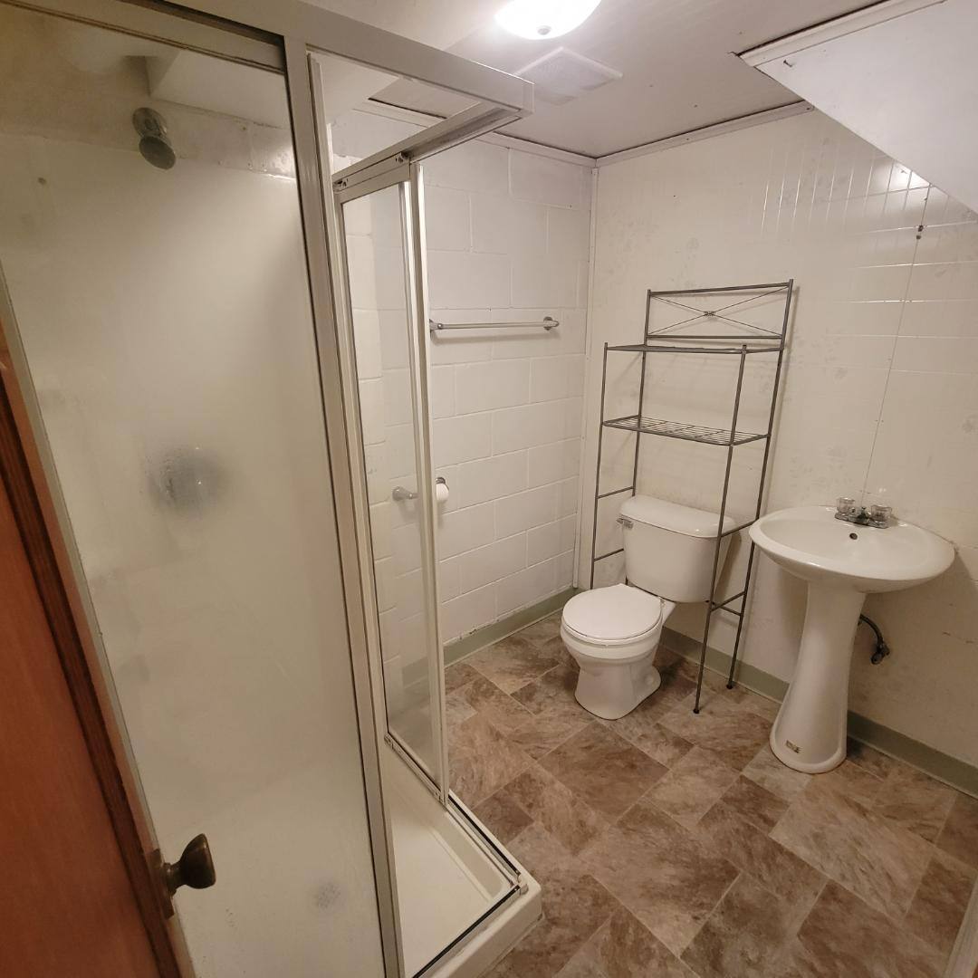 Apartment for rent at 925 Madison St #3, Vermillion, SD 57069