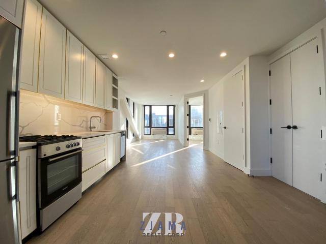 Apartment for rent at 635 4th Ave #1101, Brooklyn, NY 11238