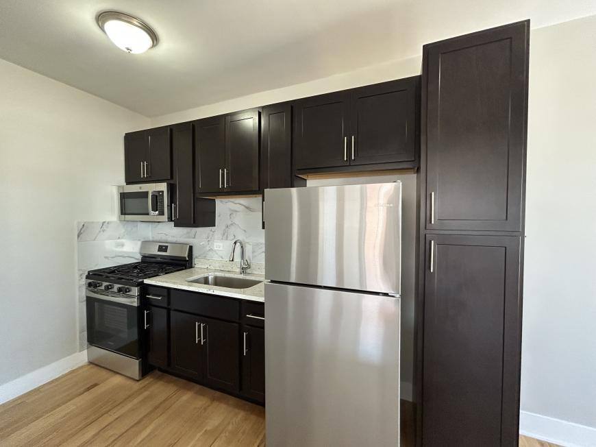 Apartment for rent at 2712 N Milwaukee #313, Chicago, IL 60646