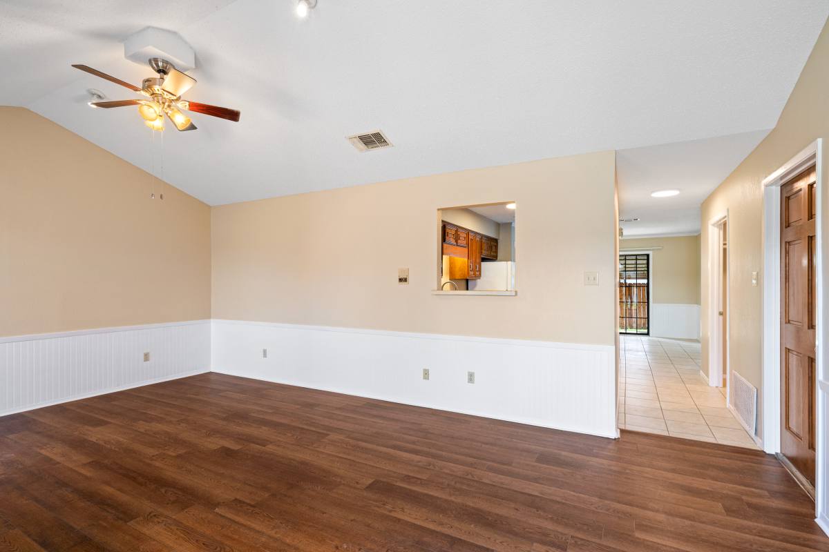 Townhouse for rent at 1876 Woodside Lane, Sulphur Springs, TX 75482