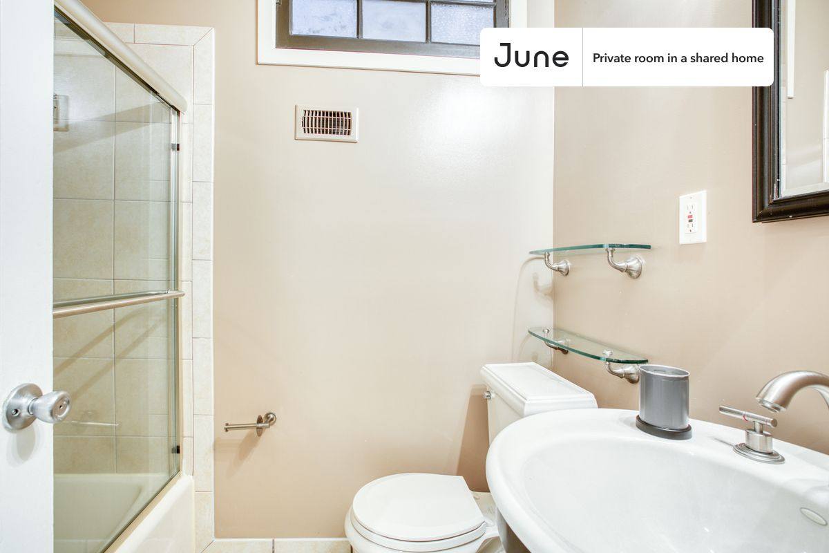 Apartment for rent at 1843 Burke St SE #C, Washington, DC 20003