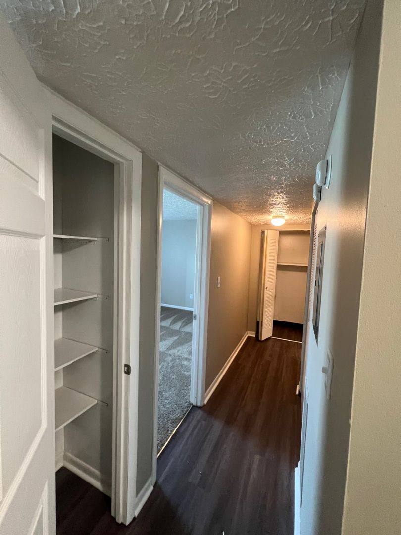 Apartment for rent at 1904 S Cross Lakes Circle, Anderson, IN 46012