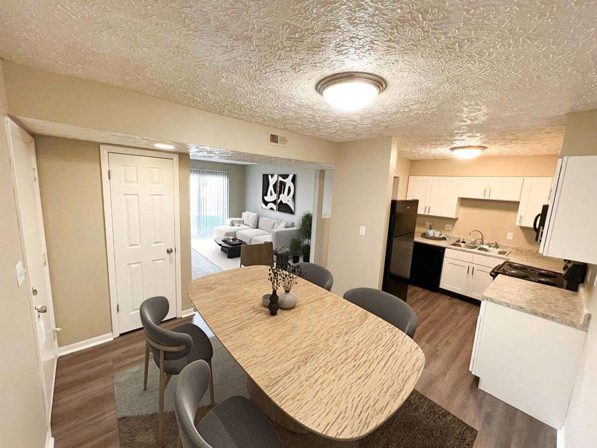 Apartment for rent at 1904 S Cross Lakes Circle, Anderson, IN 46012