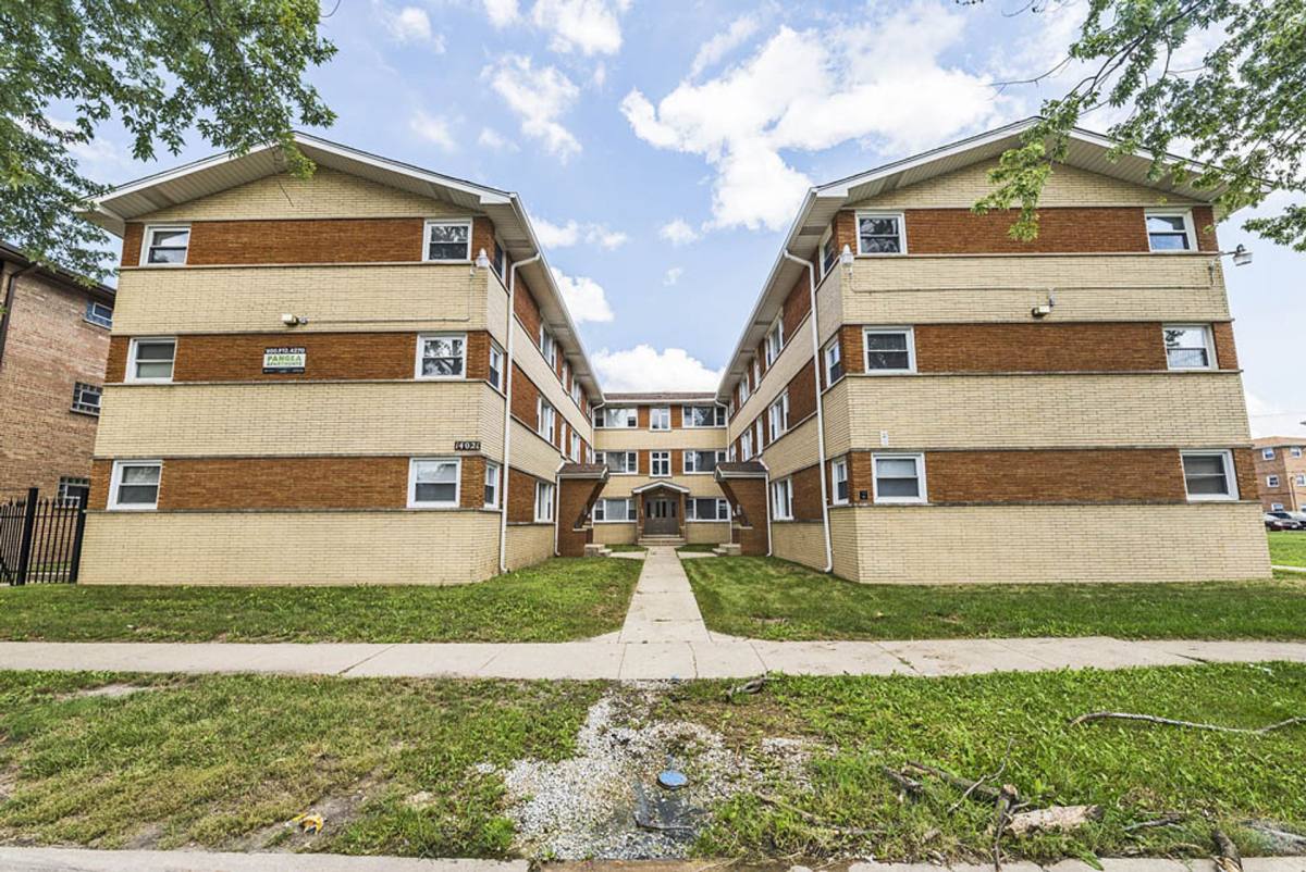 Apartment for rent at 14021-25 S Tracy Ave, Riverdale, IL 60827