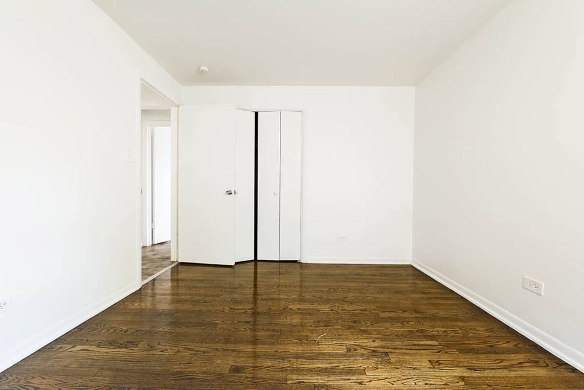 Apartment for rent at 14021-25 S Tracy Ave, Riverdale, IL 60827