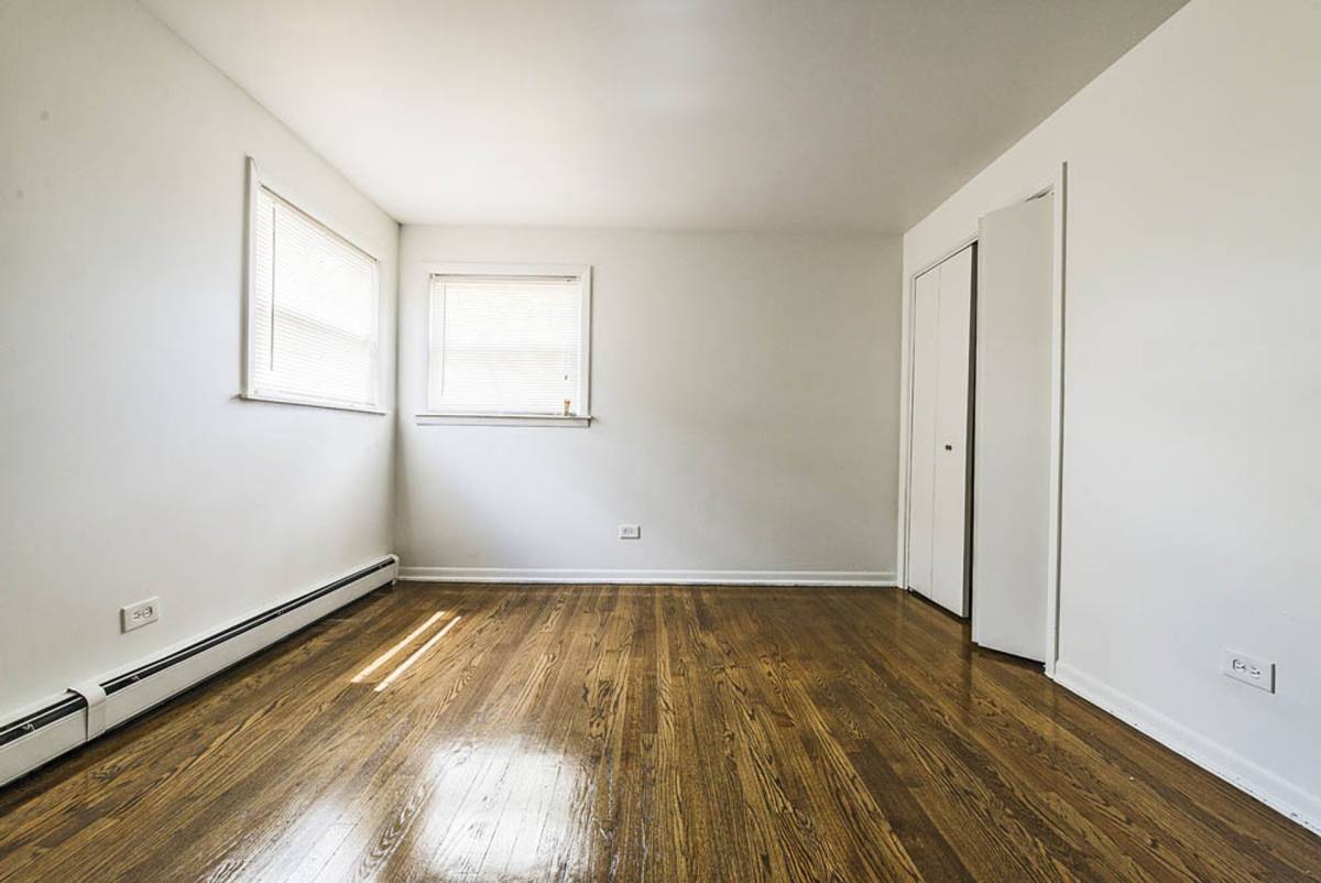 Apartment for rent at 14021-25 S Tracy Ave, Riverdale, IL 60827