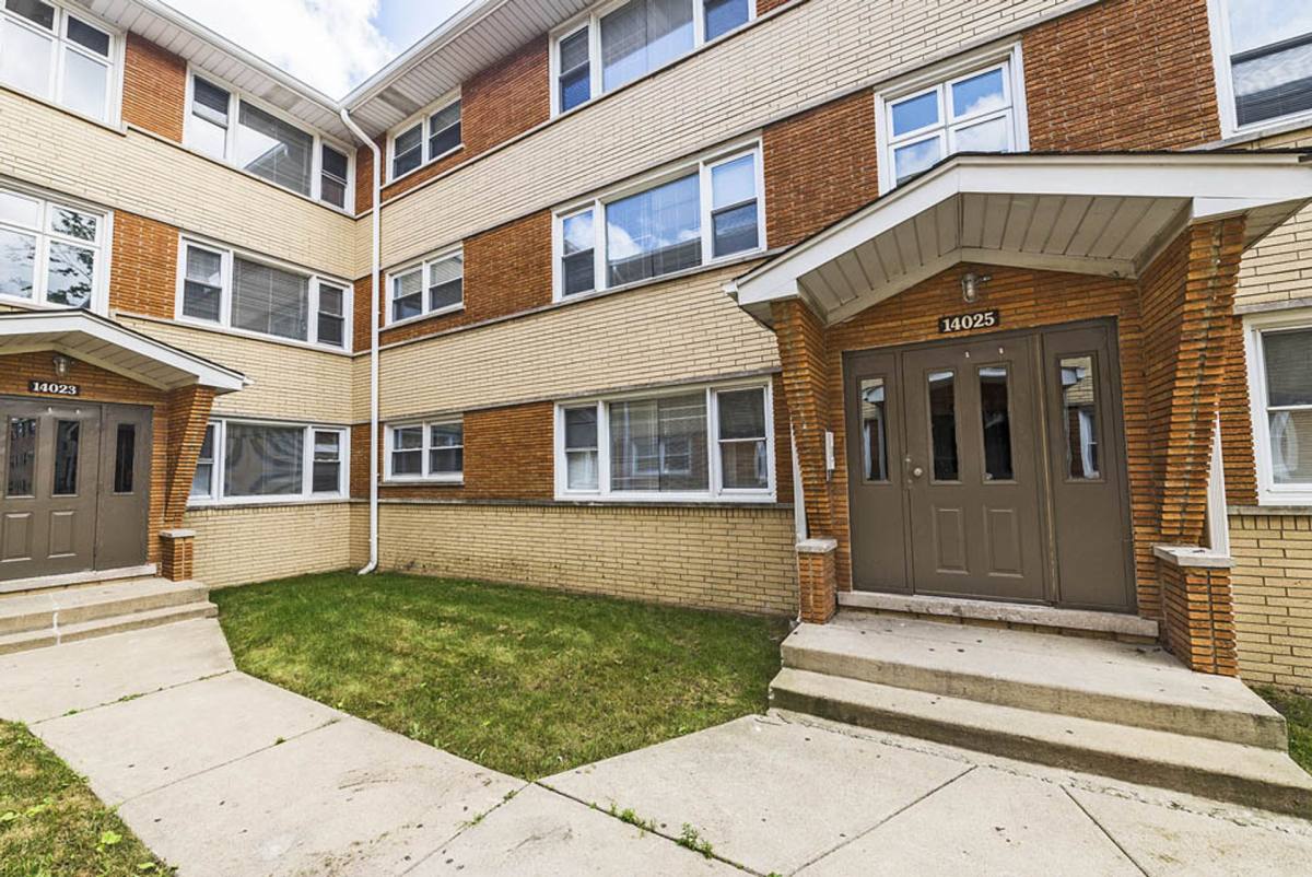 Apartment for rent at 14021-25 S Tracy Ave, Riverdale, IL 60827