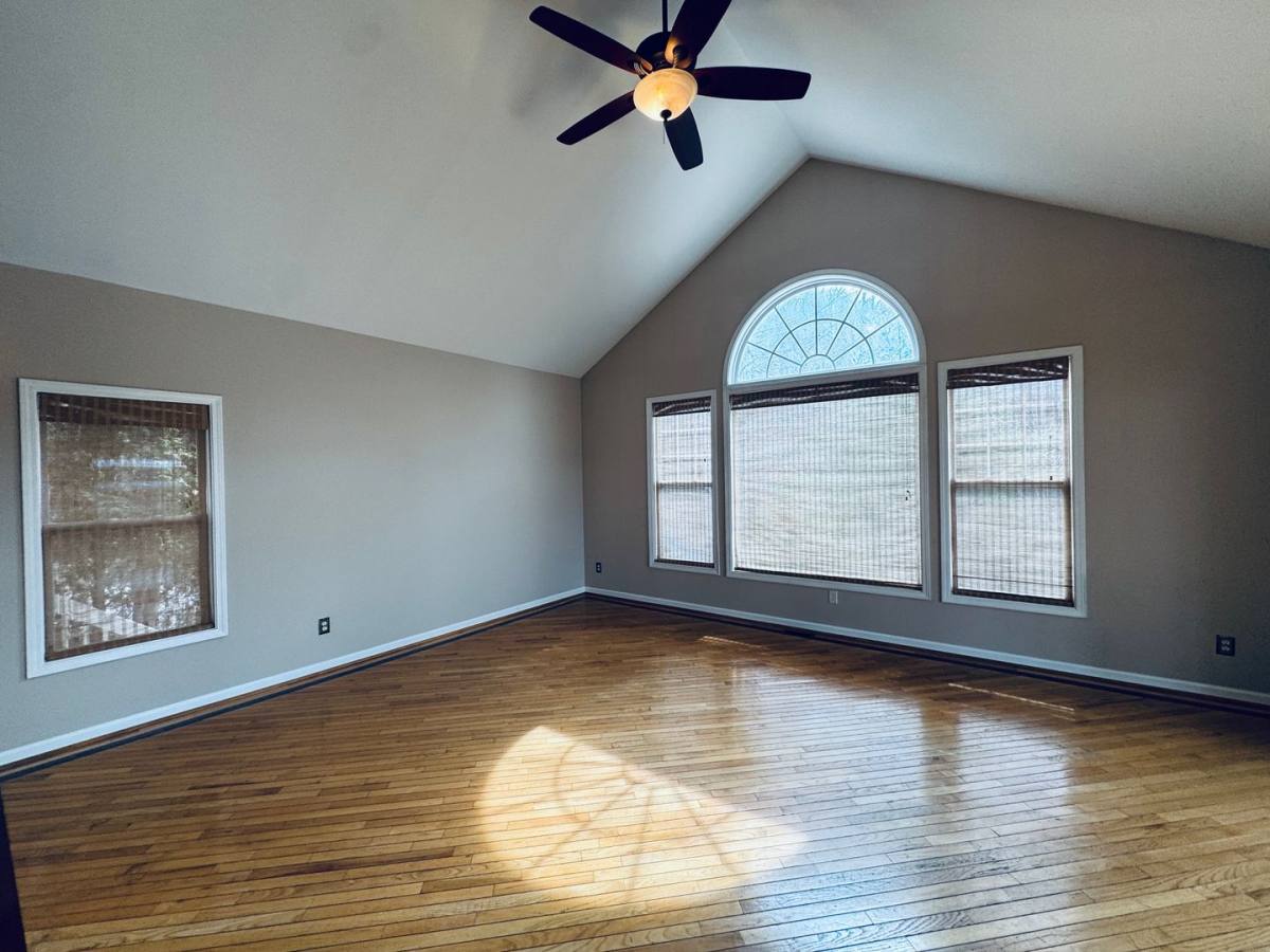 House for rent at 94 Dalya Rd, Swannanoa, NC 28778