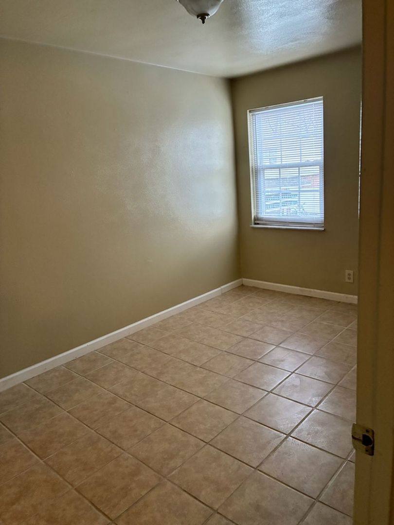 Apartment for rent at 373 Corisande Hill, Fenton, MO 63026
