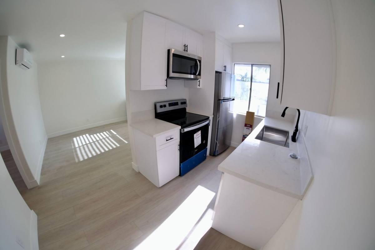 Apartment for rent at 2275 Grand Ave, San Diego, CA 92109