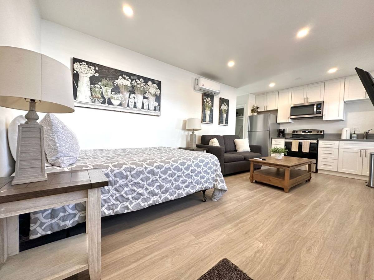 Apartment for rent at 2275 Grand Ave, San Diego, CA 92109