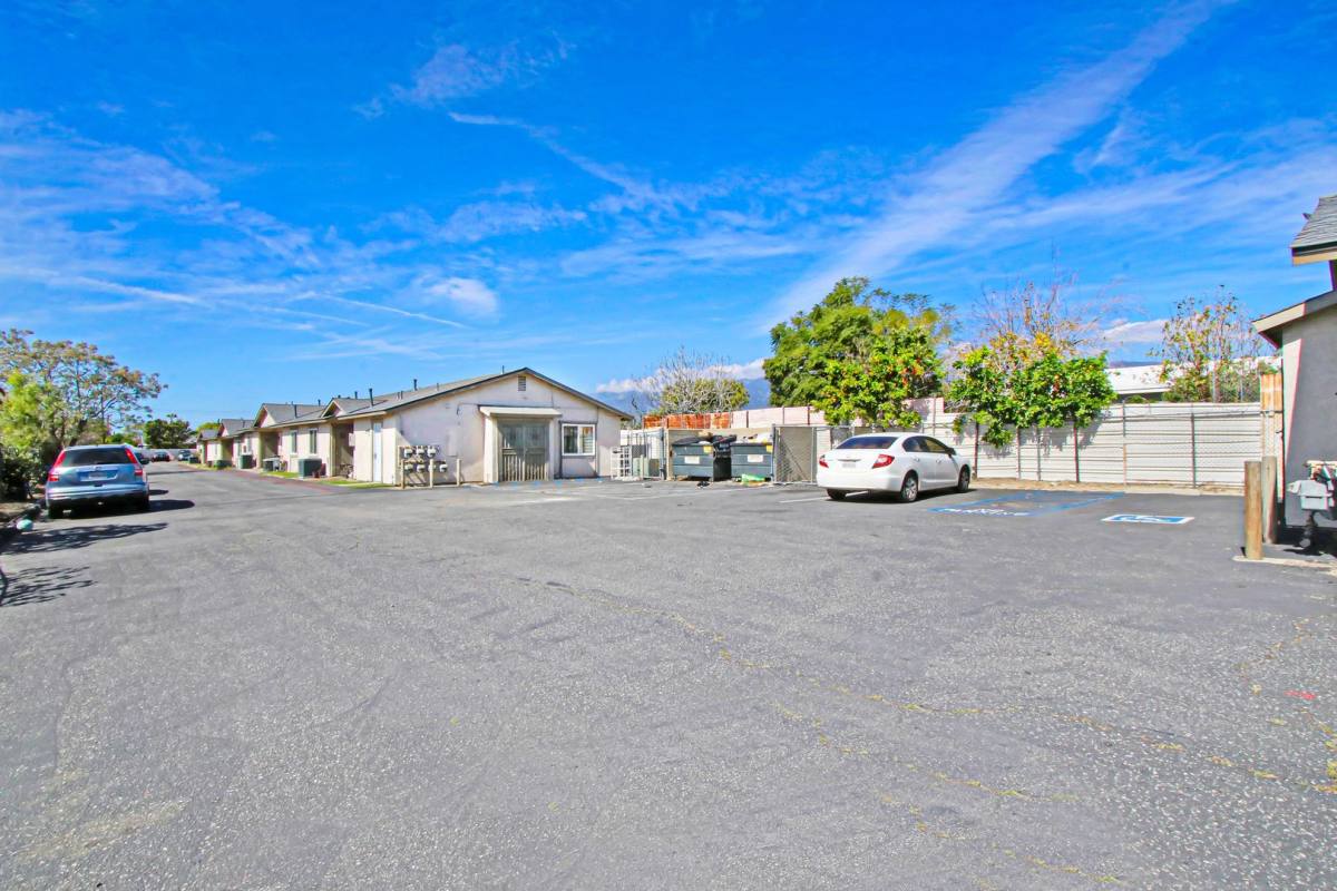 Apartment for rent at 8244 Beech Ave, Fontana, CA 92335