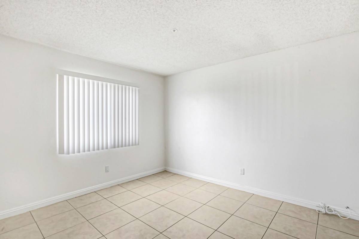 Apartment for rent at 8244 Beech Ave, Fontana, CA 92335