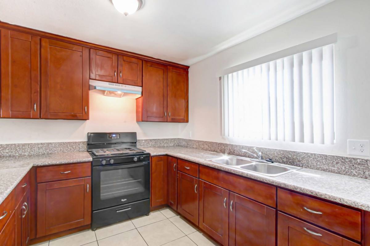 Apartment for rent at 8244 Beech Ave, Fontana, CA 92335