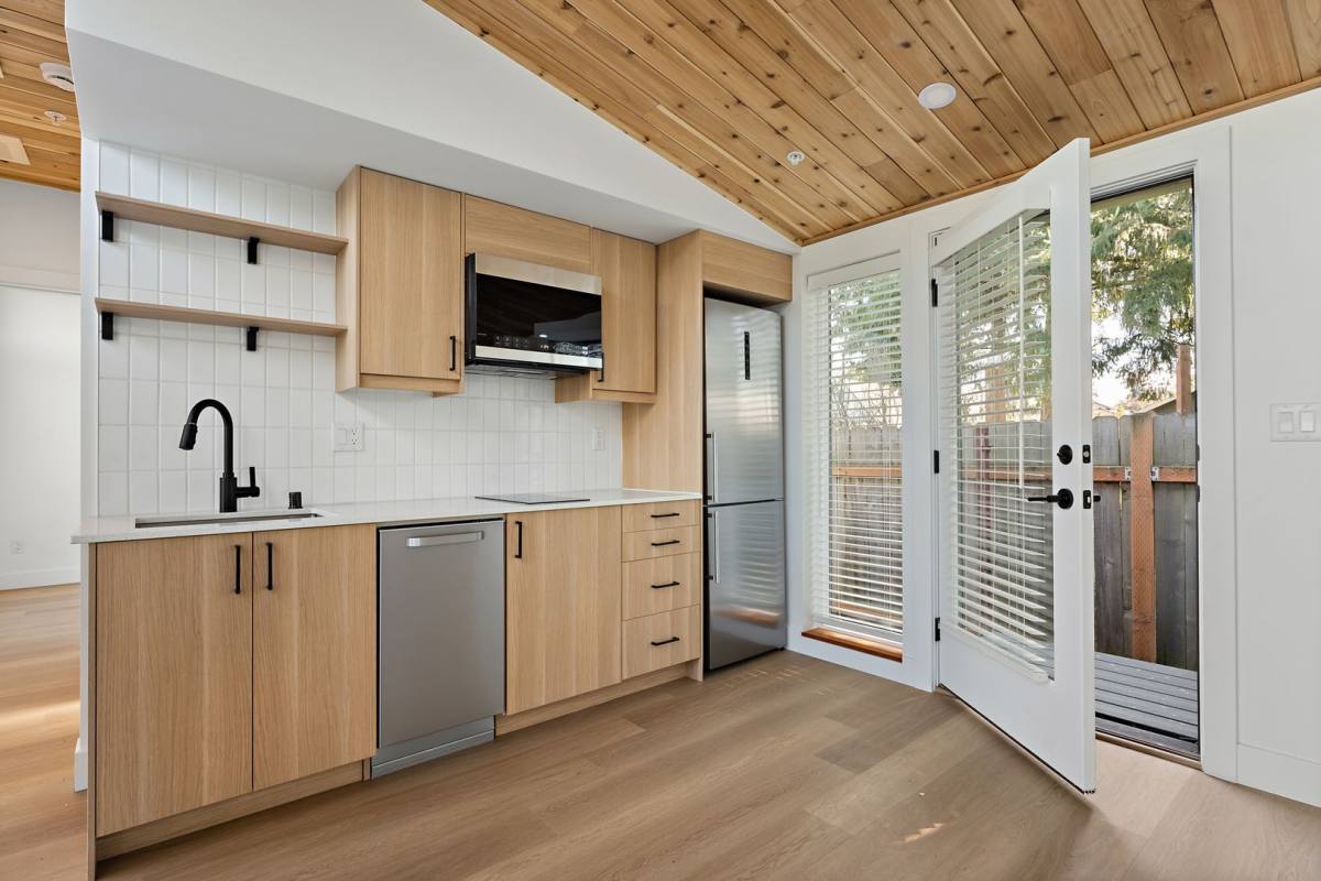 House for rent at 11454 NE Morris St, Portland, OR 97220