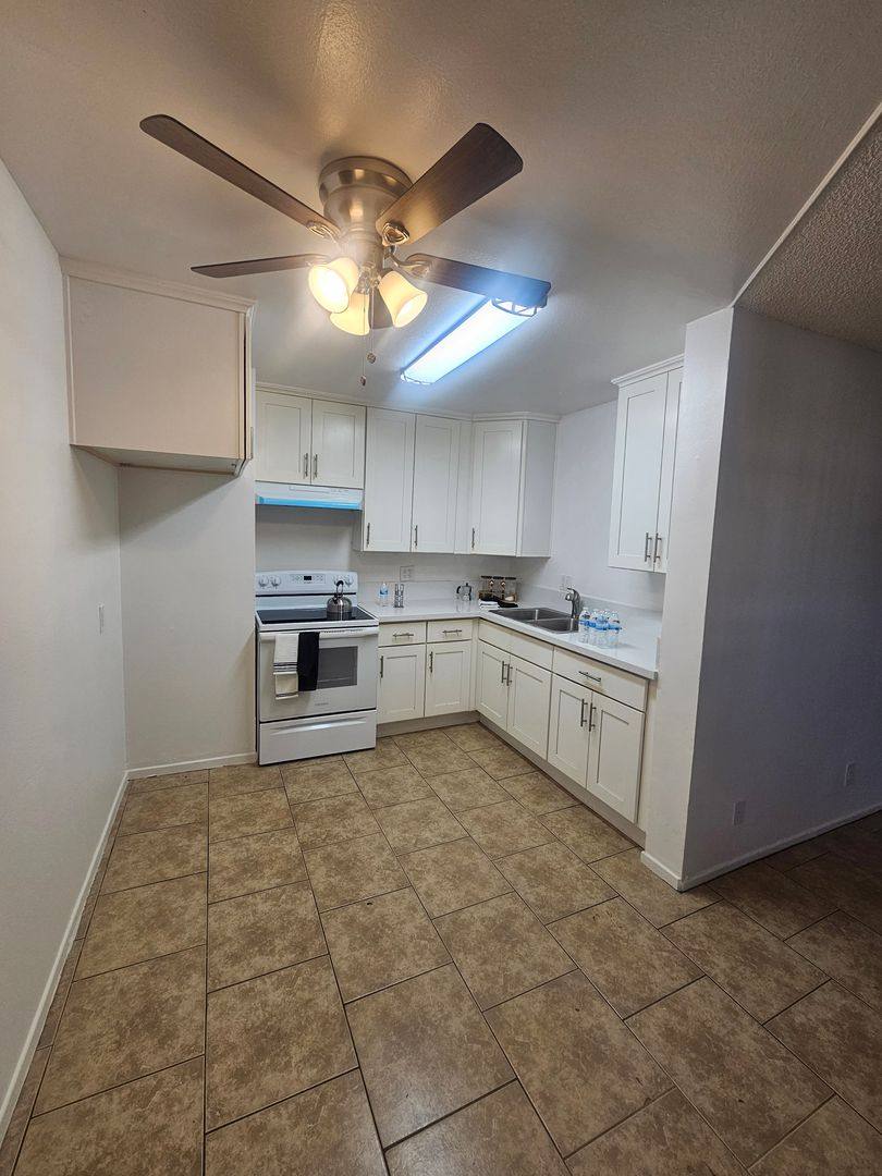 Apartment for rent at 15523 Rayen St, North Hills, CA 91343