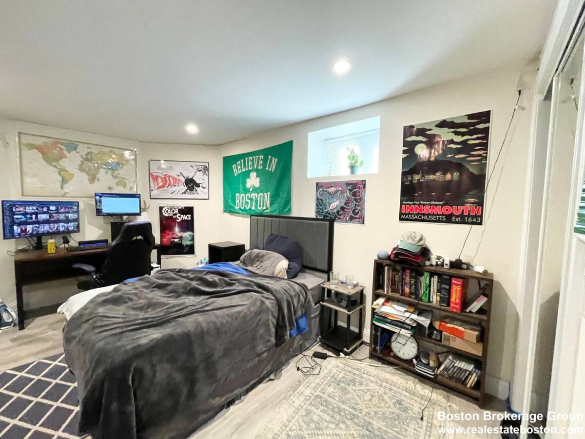 House for rent at 17 Iroquois St #2, Roxbury Crossing, MA 02120
