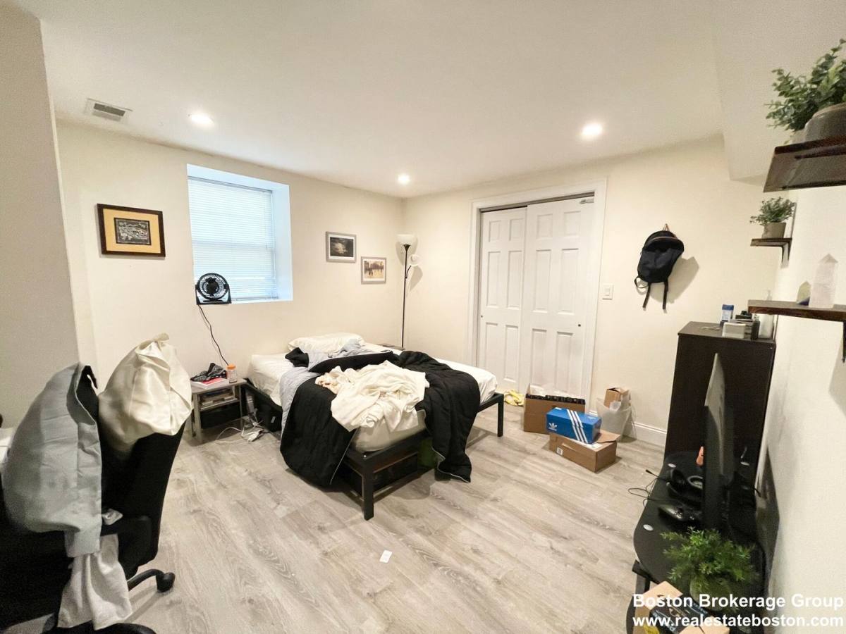House for rent at 17 Iroquois St #2, Roxbury Crossing, MA 02120