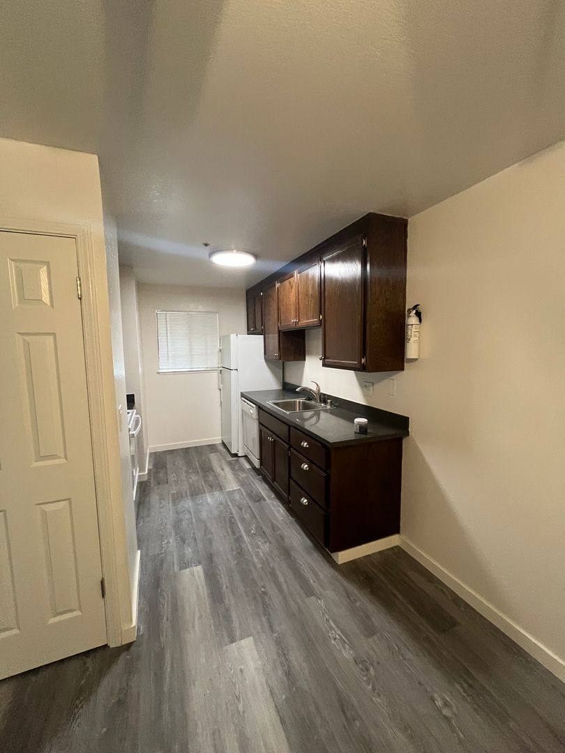 Apartment for rent at 1690 164th Ave, San Leandro, CA 94578