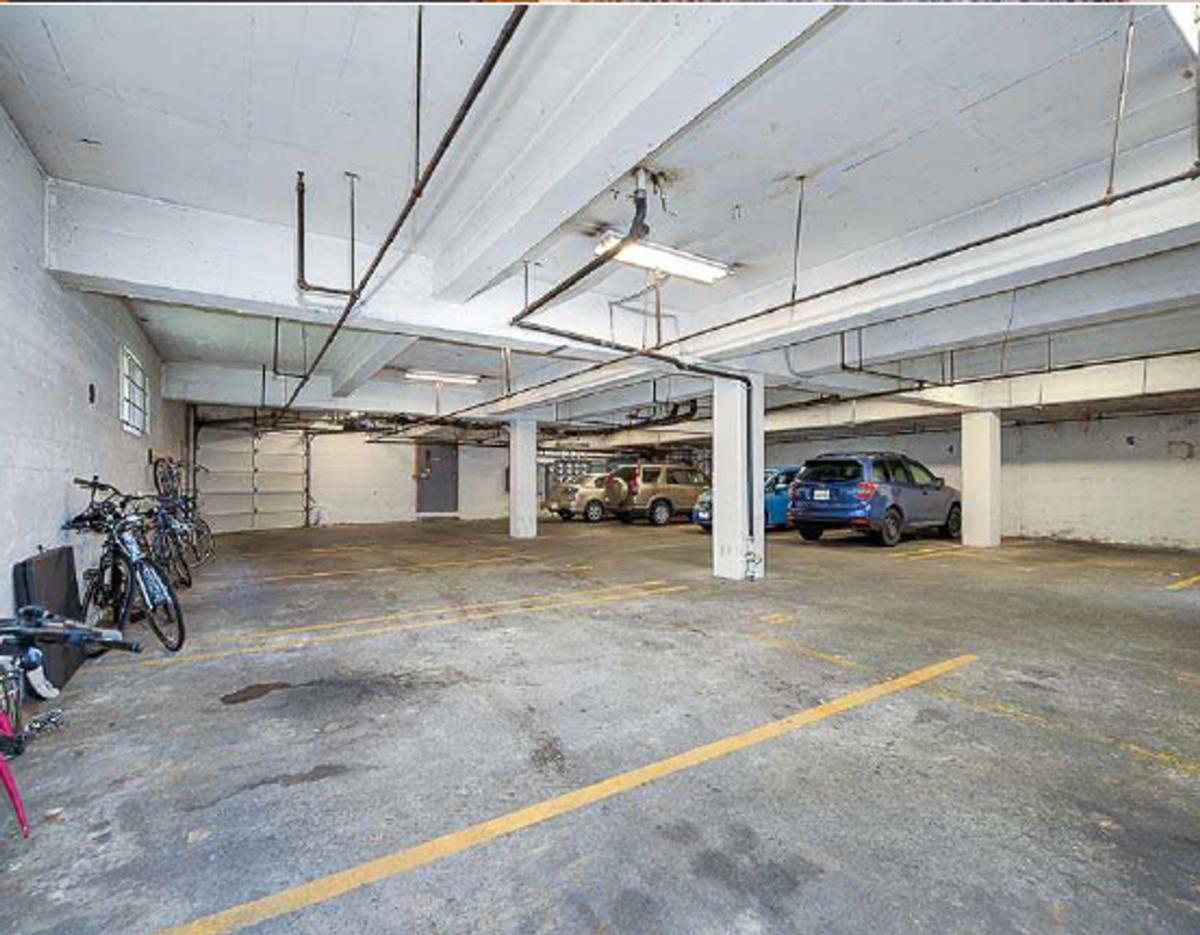 Apartment for rent at 2325 10th Ave E, Seattle, WA 98102