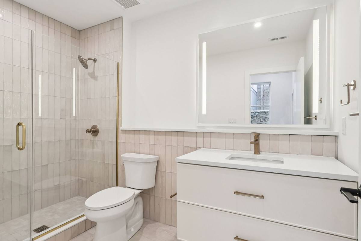 Apartment for rent at 20-30 W Allens Lane, Philadelphia, PA 19119
